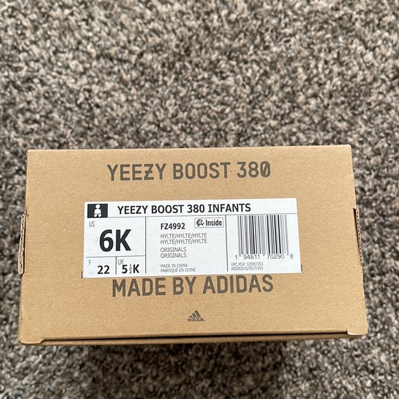 Adidas Yeezy Boost 380 Infants - Picture 5 of 5